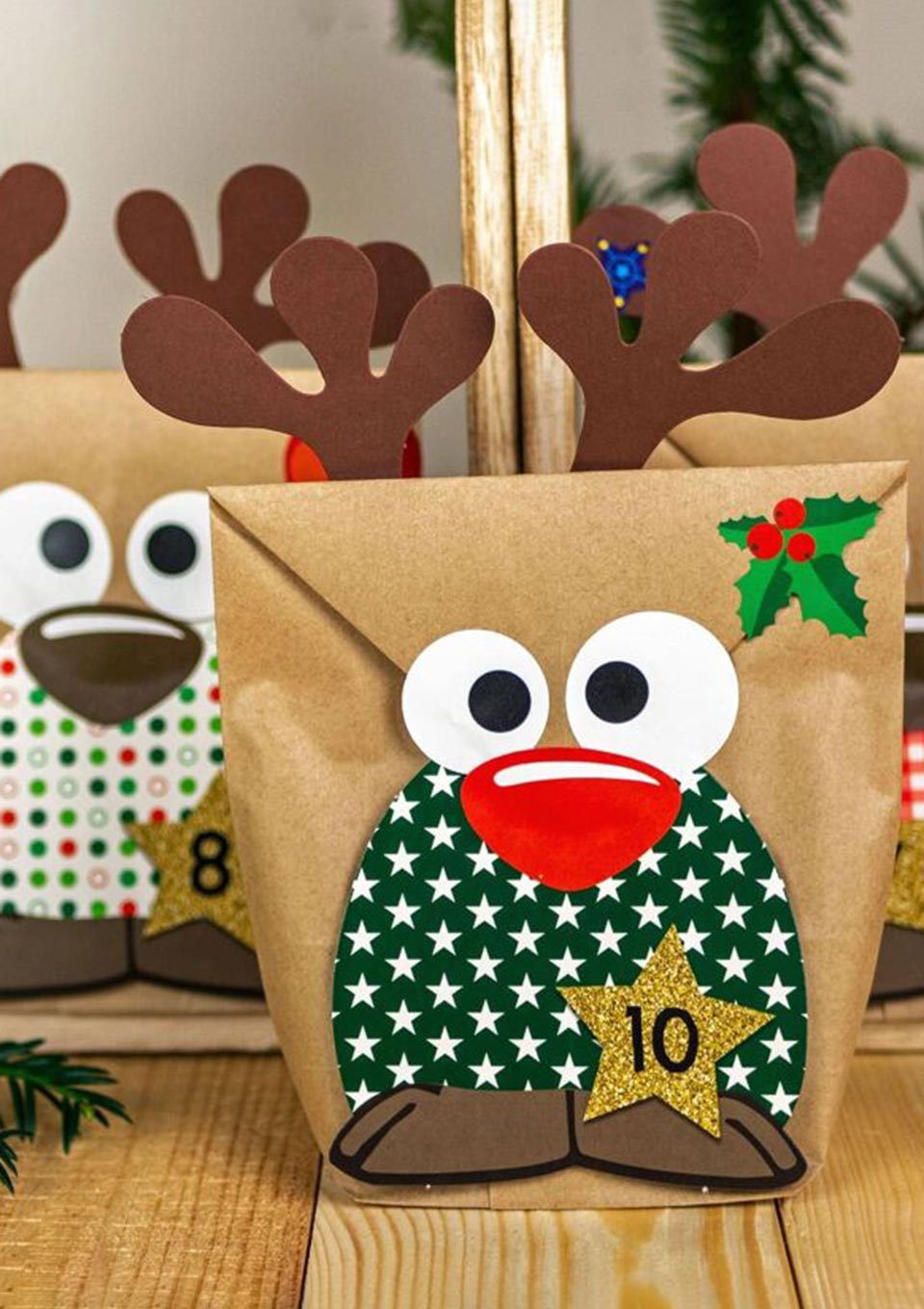 Papierdrachen DIY Adventskalender Tüten zum Befüllen "Rentiere mit roten Bäuchen" - tiny - boon.com