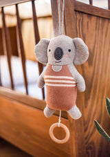 ava&yves Strickspieluhr "Koala" in sugar - tiny-boon.com