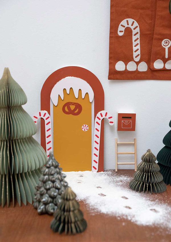 Fabelab Elfentür aus Holz "Gingerbread House" - tiny-boon.com