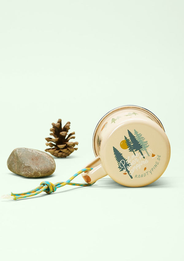 Roadtyping Emaille Becher "Camping" - tiny-boon.com