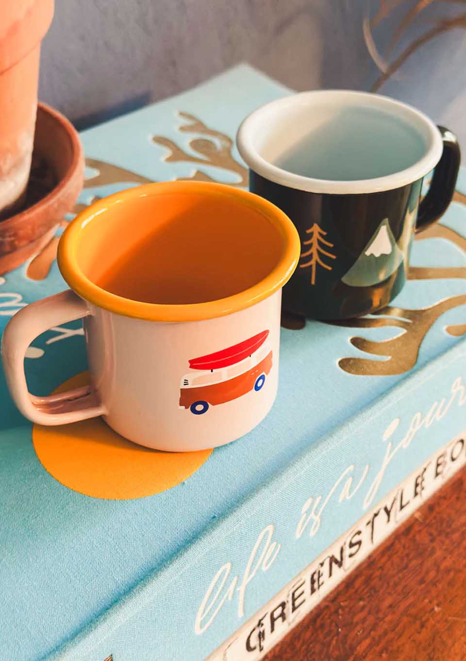 Roadtyping Kinder Emaille Tasse "Go Camping" - tiny-boon.com